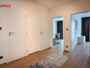 Pronájem bytu 4+kk, Praha - Záběhlice, Mattioliho, 126 m2