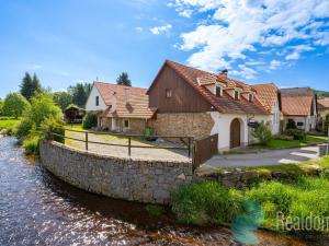 Prodej vícegeneračního domu, Benešov nad Černou, 295 m2