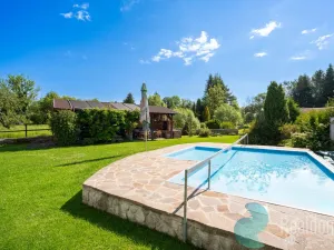 Prodej chalupy, Benešov nad Černou, 295 m2