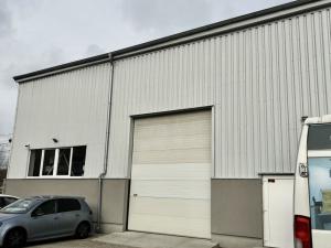 Pronájem skladu, 781 m2