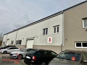 Pronájem skladu, 781 m2