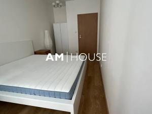 Pronájem bytu 2+kk, Praha - Stodůlky, Svitákova, 50 m2