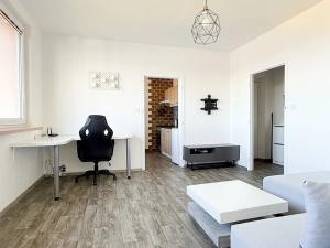 Pronájem bytu 2+1, Kopřivnice, 17. listopadu, 42 m2