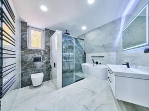 Prodej bytu 3+1, Trutnov - Horní Staré Město, Horská, 125 m2