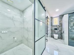 Prodej bytu 3+1, Trutnov - Horní Staré Město, Horská, 125 m2