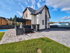 Prodej bytu 3+1, Trutnov - Horní Staré Město, Horská, 125 m2