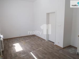 Pronájem bytu 1+kk, Praha - Hlubočepy, Werichova, 32 m2