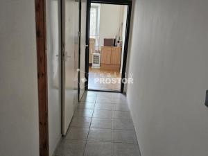 Pronájem bytu 4+1, Ústí nad Labem - Bukov, Vinařská, 83 m2