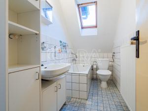 Prodej rodinného domu, Komárov, Sokolovická, 140 m2