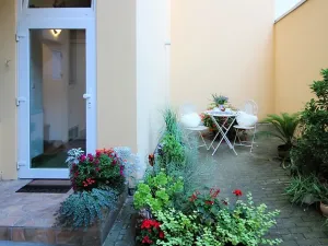 Pronájem bytu 1+1, Praha - Karlín, Vítkova, 43 m2