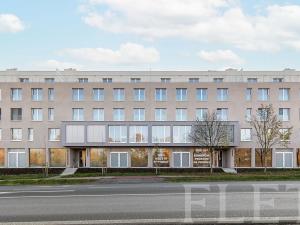 Pronájem bytu 1+kk, Praha - Hostavice, Českobrodská, 36 m2