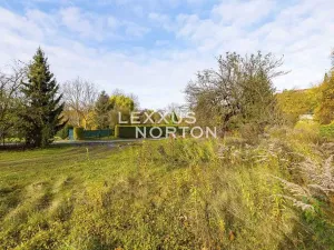 Prodej pozemku pro bydlení, Praha - Troja, V Podhoří, 1763 m2