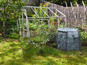 Prodej zahrady, Žlutice, Smetanova, 569 m2