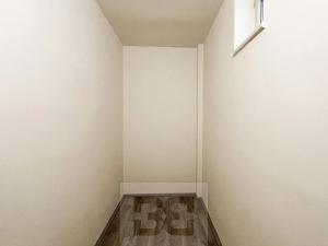 Pronájem bytu 2+1, Karlovy Vary, Koptova, 53 m2