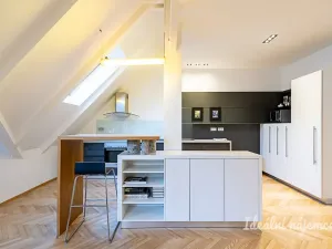 Pronájem bytu 3+kk, Praha - Staré Město, Valentinská, 114 m2