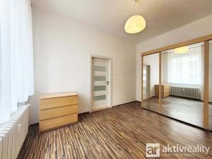 Pronájem bytu 3+1, Praha - Dejvice, Na Dionysce, 84 m2