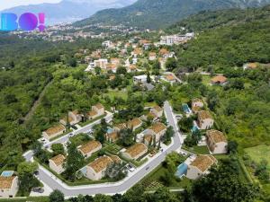 Prodej vily, Kavač,Černá Hora, 112 m2