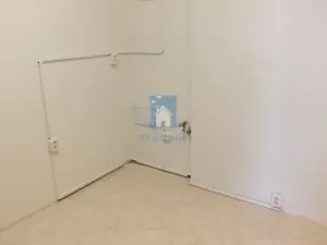 Pronájem obchodního prostoru, Plzeň, Karla Steinera, 18 m2