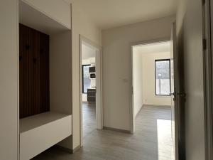 Pronájem bytu 2+kk, Praha - Karlín, U Sluncové, 56 m2