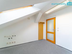 Pronájem kanceláře, Tachov, náměstí Republiky, 27 m2