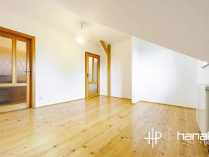 Prodej rodinného domu, Hněvotín, 240 m2