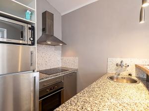 Pronájem bytu 1+kk, Praha - Žižkov, Rokycanova, 41 m2