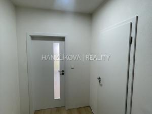 Pronájem bytu 1+kk, České Budějovice, Dobrovodská, 32 m2