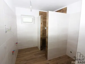 Prodej rodinného domu, Chvalovice, 213 m2