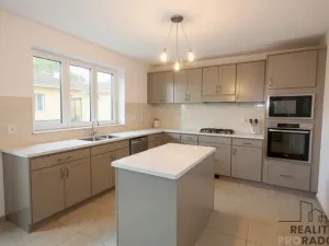 Prodej rodinného domu, Chvalovice, 213 m2