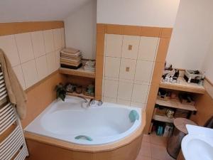 Prodej bytu 4+kk, Jihlava, Třebízského, 104 m2