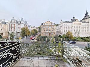 Prodej bytu 2+1, Karlovy Vary, Moskevská, 88 m2