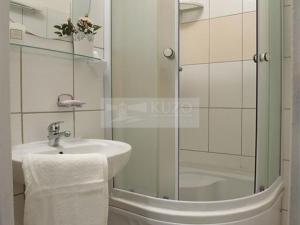 Pronájem bytu 2+1, Chomutov, Cihlářská, 53 m2