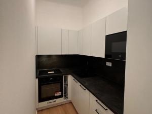 Pronájem bytu 2+kk, Praha - Vršovice, Bulharská, 43 m2