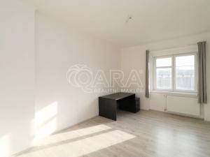 Pronájem bytu 3+1, Praha - Holešovice, Jateční, 81 m2