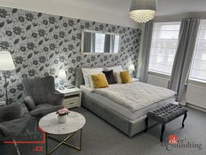 Prodej atypického bytu, Plzeň - Skvrňany, Na Pile, 469 m2