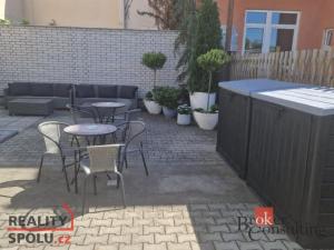 Prodej atypického bytu, Plzeň - Skvrňany, Na Pile, 469 m2