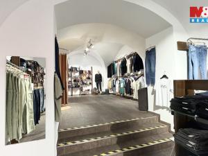 Pronájem obchodního prostoru, Louny, Pražská, 100 m2