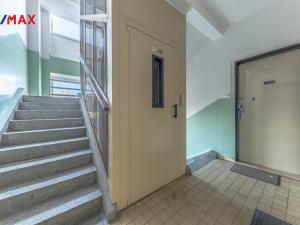 Pronájem bytu 1+1, Praha - Nusle, K podjezdu, 35 m2