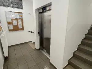 Pronájem bytu 1+kk, Pardubice, Na Spravedlnosti, 36 m2