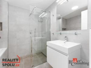 Pronájem bytu 3+kk, Hradec Králové - Nový Hradec Králové, Buková, 104 m2