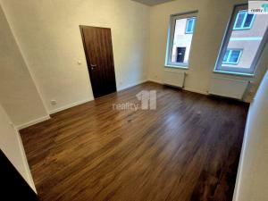 Prodej bytu 3+1, Aš, Údolní, 97 m2