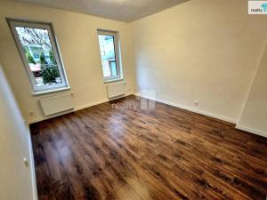 Prodej bytu 3+1, Aš, Údolní, 97 m2