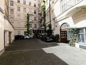 Pronájem bytu 3+kk, Praha - Nové Město, Lazarská, 71 m2