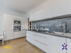 Prodej obchodního prostoru, Uherské Hradiště, Otakarova, 630 m2