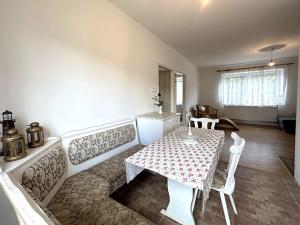 Prodej rodinného domu, Želiv, 184 m2