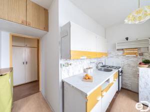 Prodej bytu 2+1, Neratovice, 28. října, 48 m2