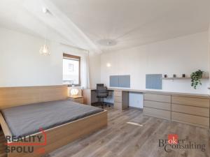 Pronájem bytu 3+kk, Holubice, 73 m2