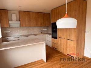 Pronájem rodinného domu, Opava, 103 m2