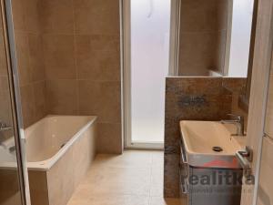 Pronájem rodinného domu, Opava, 103 m2