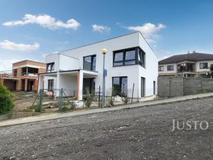 Prodej bytu 3+kk, Písek, Dolní, 84 m2